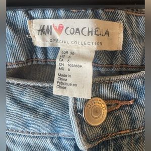 H&M Coachella Women Ripped Jeans, US Size 6